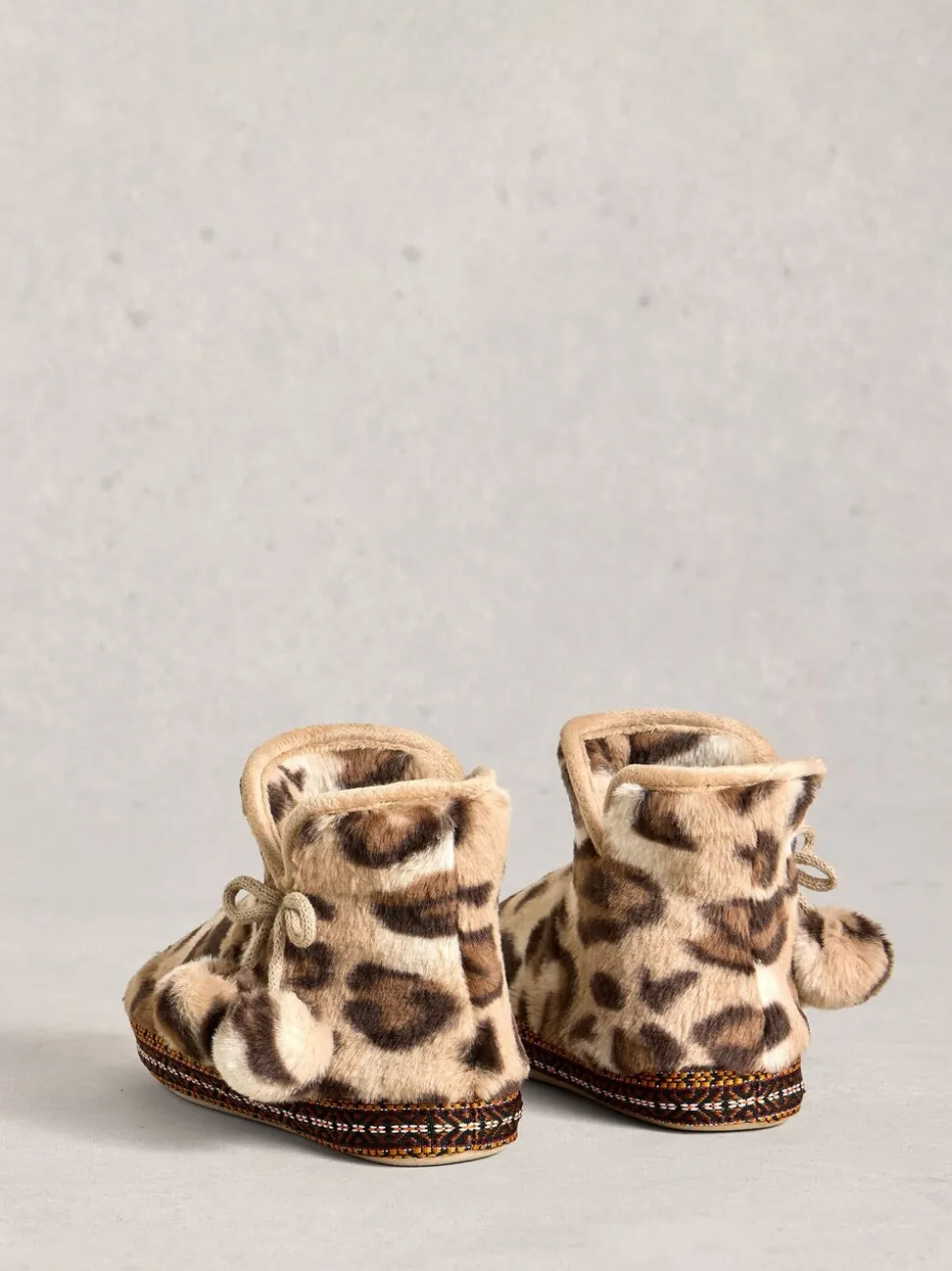 animal - White Stuff chaussons bottines en fausse fourrure