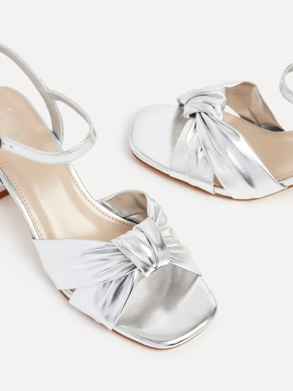 Argent - Sandales Linzi Charlotte à talons carrés avec nœud sur le devant