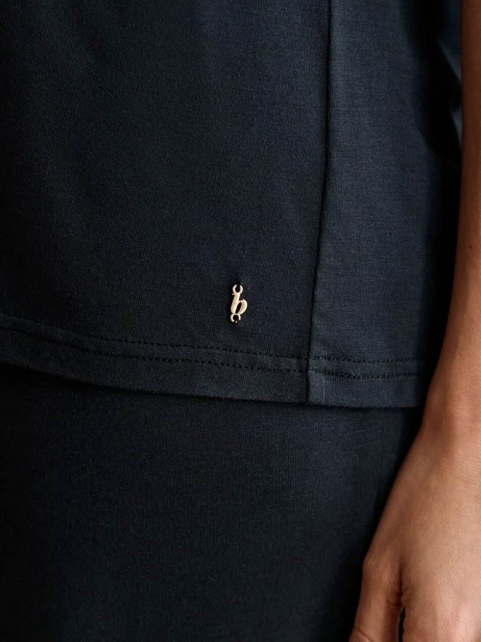 B by Ted Baker Ensemble pyjama noir bordé de dentelle modale