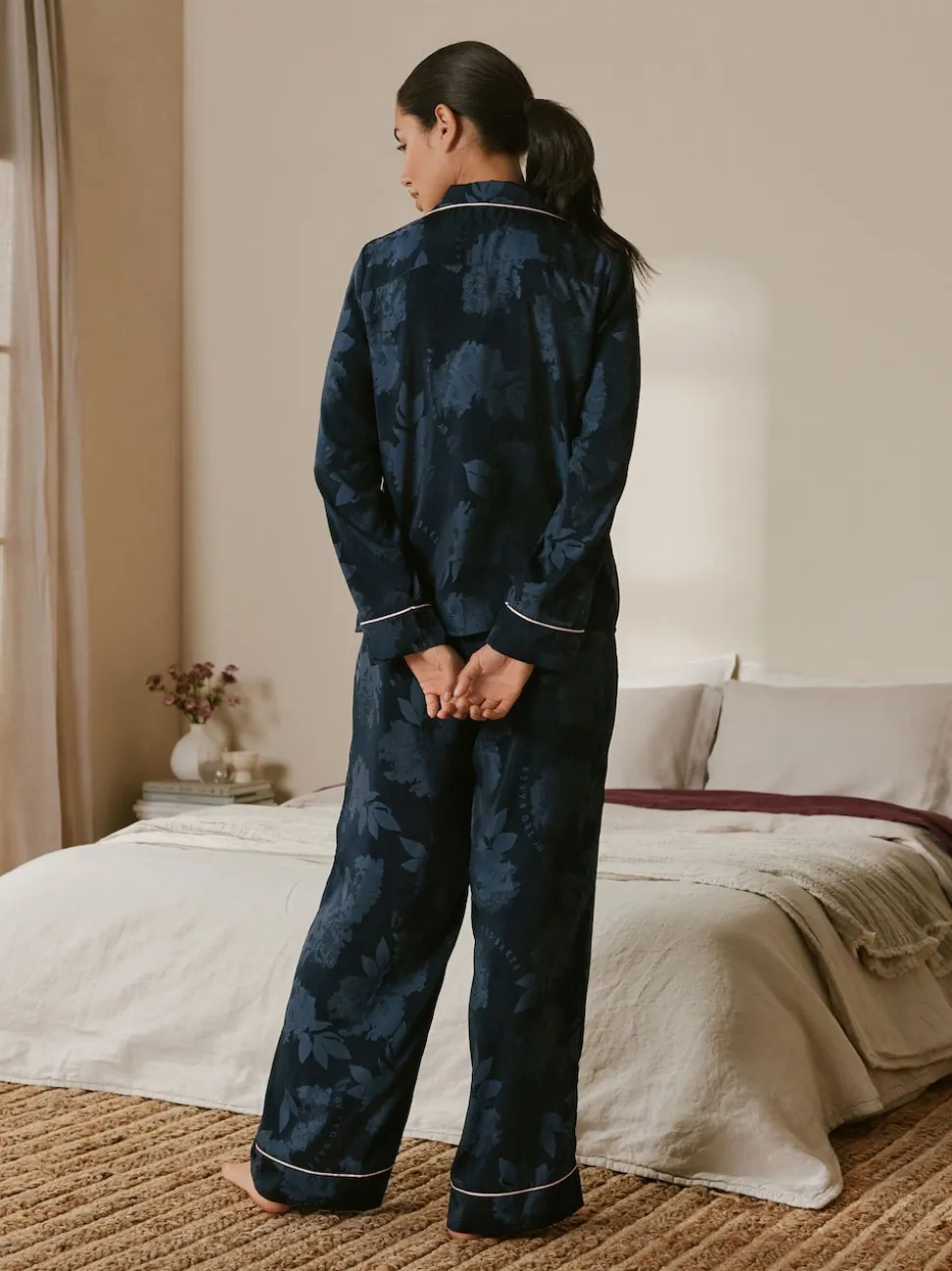 B by Ted Baker pyjama boutonné en jacquard bleu marine