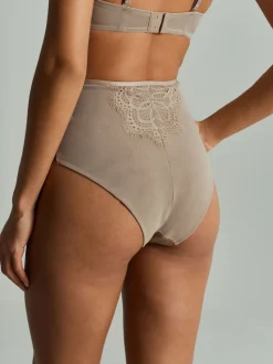 B by Ted Baker Taille haute façonnant vison marron Breifs