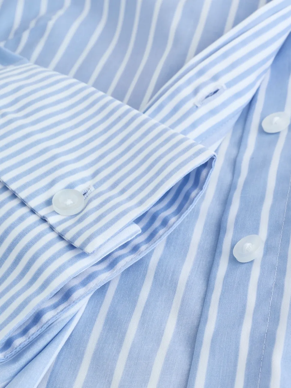 Bande bleue/blanche - Chemise extensible ajustée Essential à manches longues