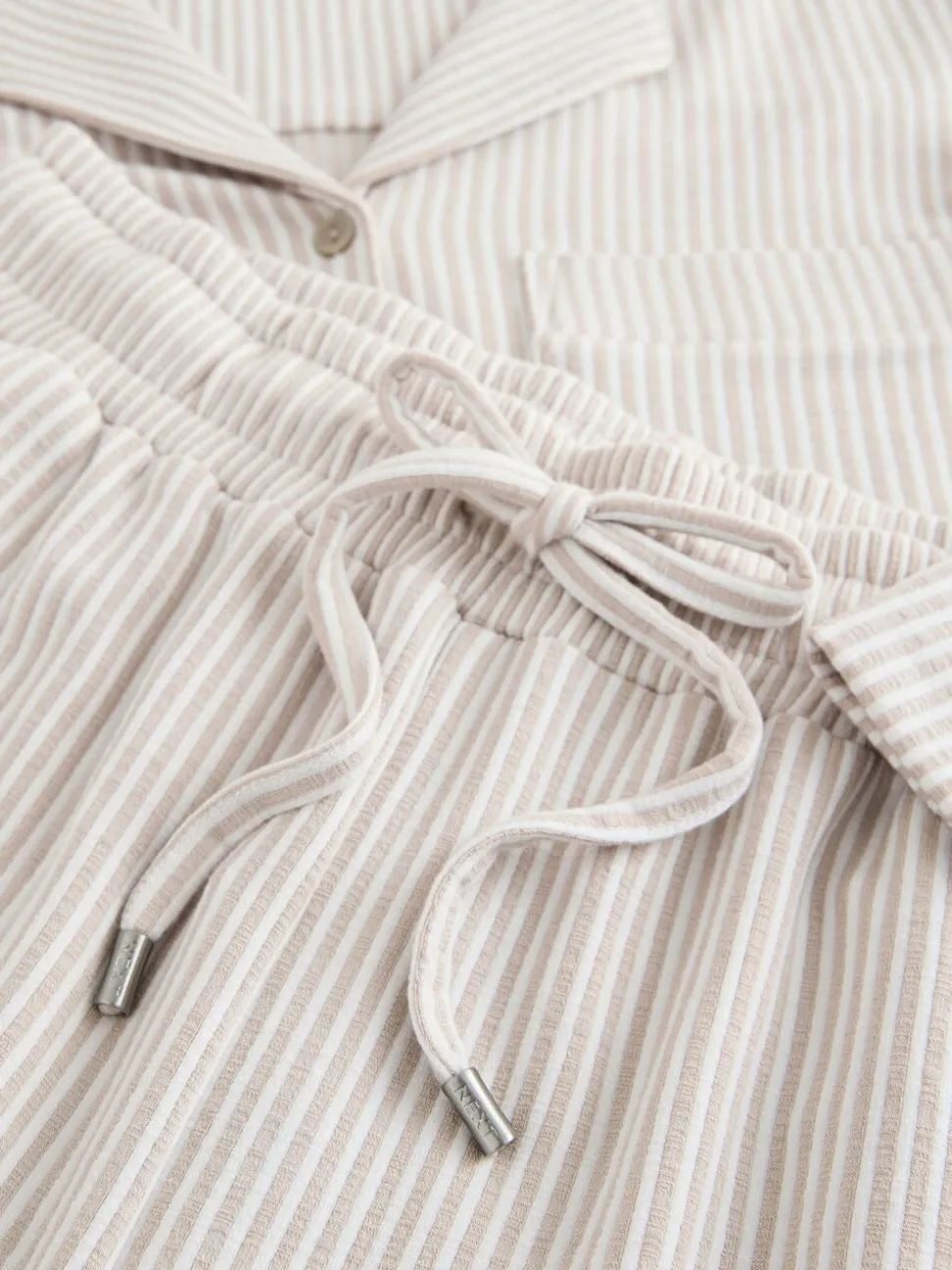 Bande neutre - Pyjama en jersey boutonné