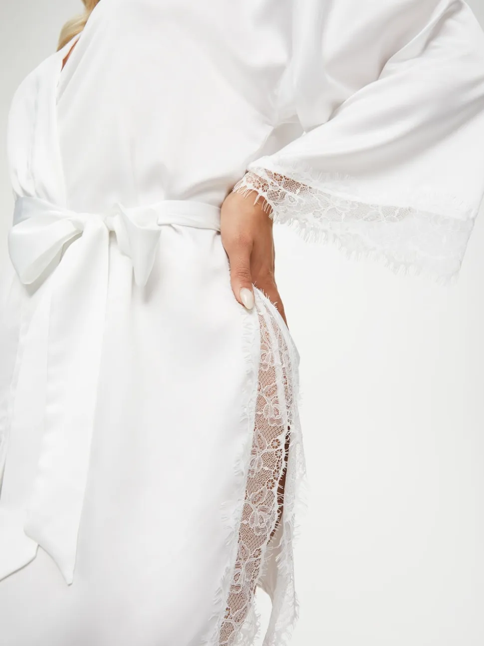 Blanc - Ann Summers Satin Robe de chambre Cherryann Peignoirs