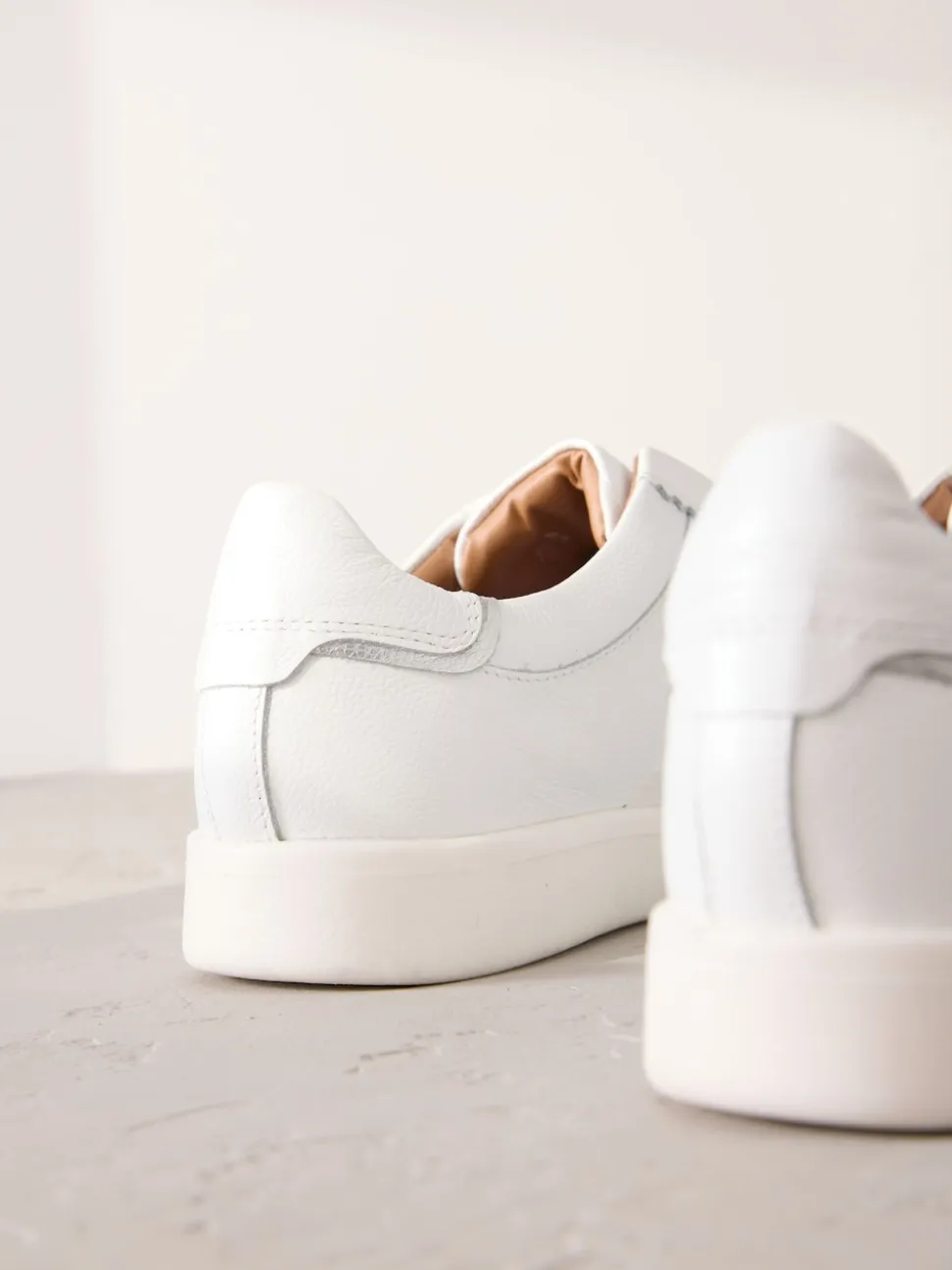 Blanc - Baskets Signature sans lacets en cuir haut de gamme