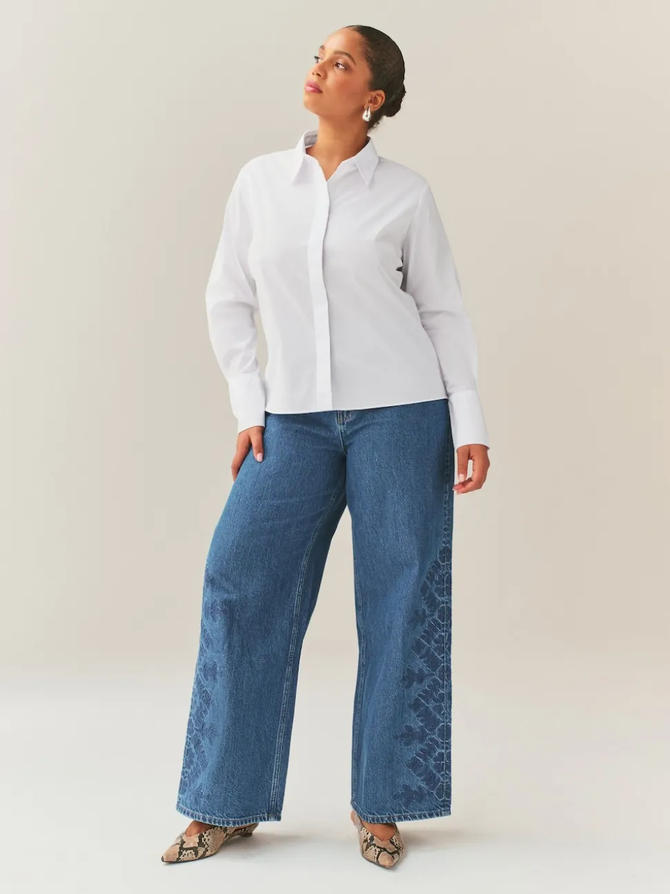 Blanc - Chemise Fuller Bust ajustée extensible Essential à manches longues