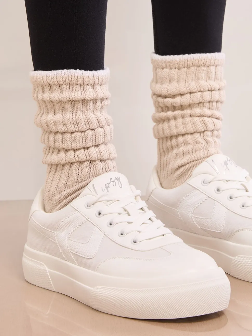 Blanc - Lipsy Baskets de sport à lacets en toile épaisse
