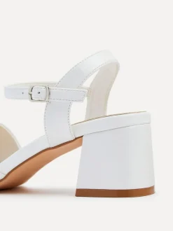 Blanc - Sandales à talons Vivian Linzi à coupe large avec sangle avant croisée