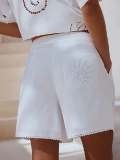 Blanc - Shorts Broderie