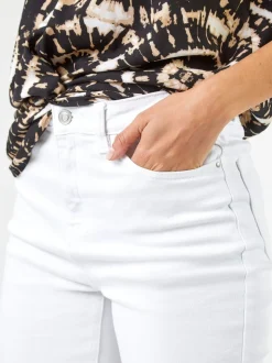 Blanc - Shorts longueur genou Roman indispensable