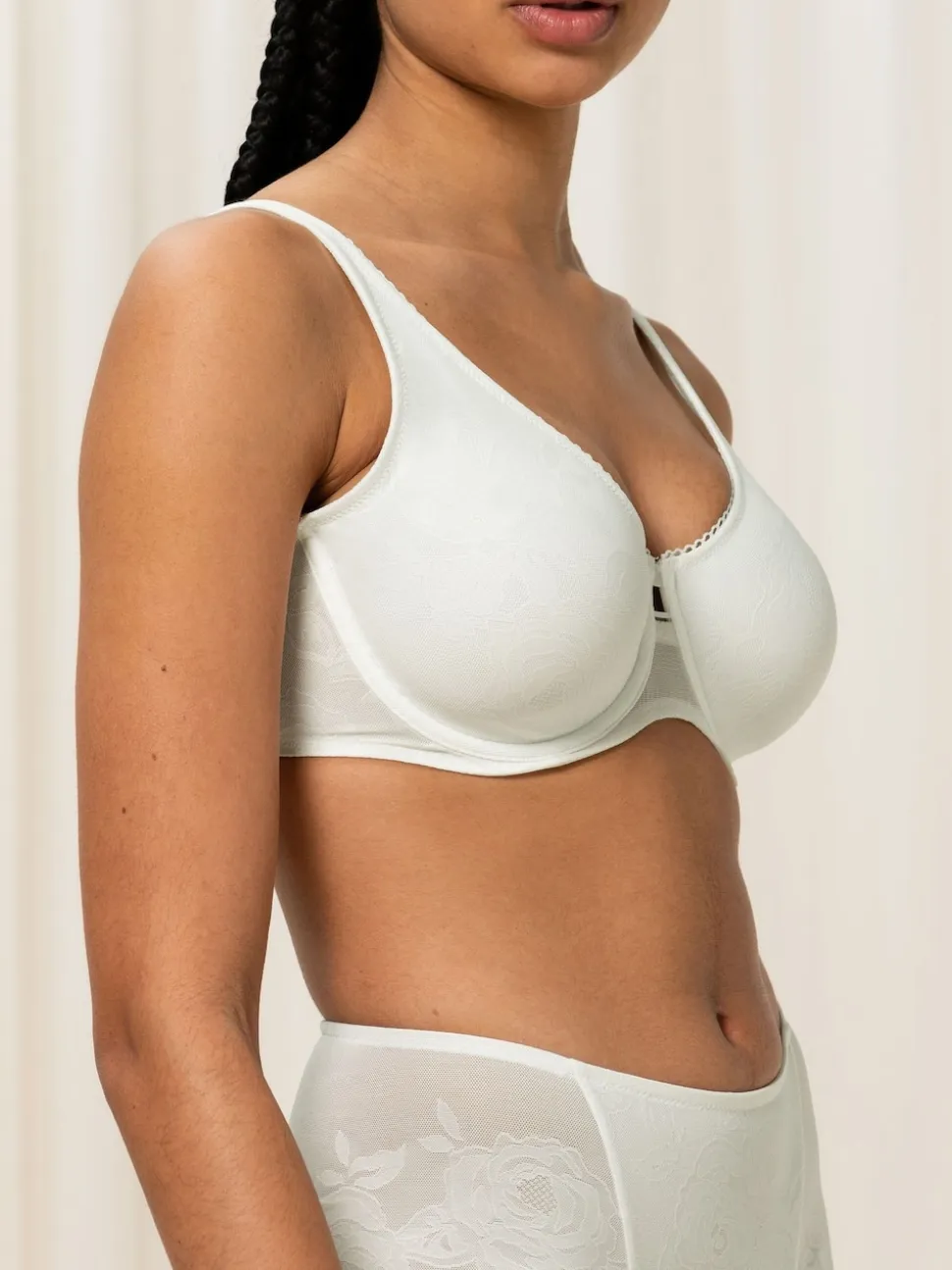 Blanc - Triumph Sensation de rose sauvage - Soutien-gorge minimisant à armatures