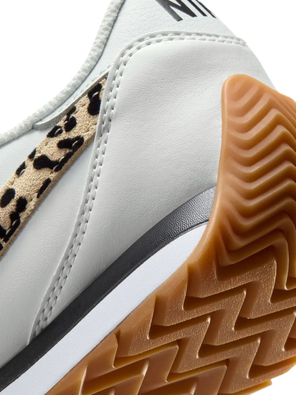 Blanc/imprimé léopard - Nike Pacific Trainers