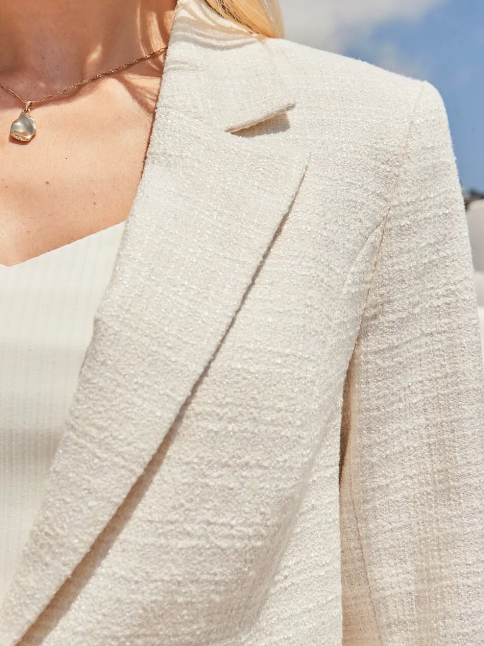 Blazer Sosandar boucle avec bouton nacré