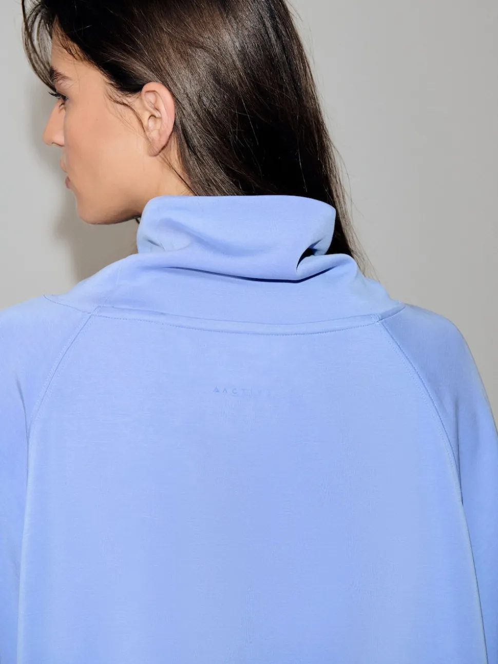 Bleu - Pull Active Modal super doux à col bénitier