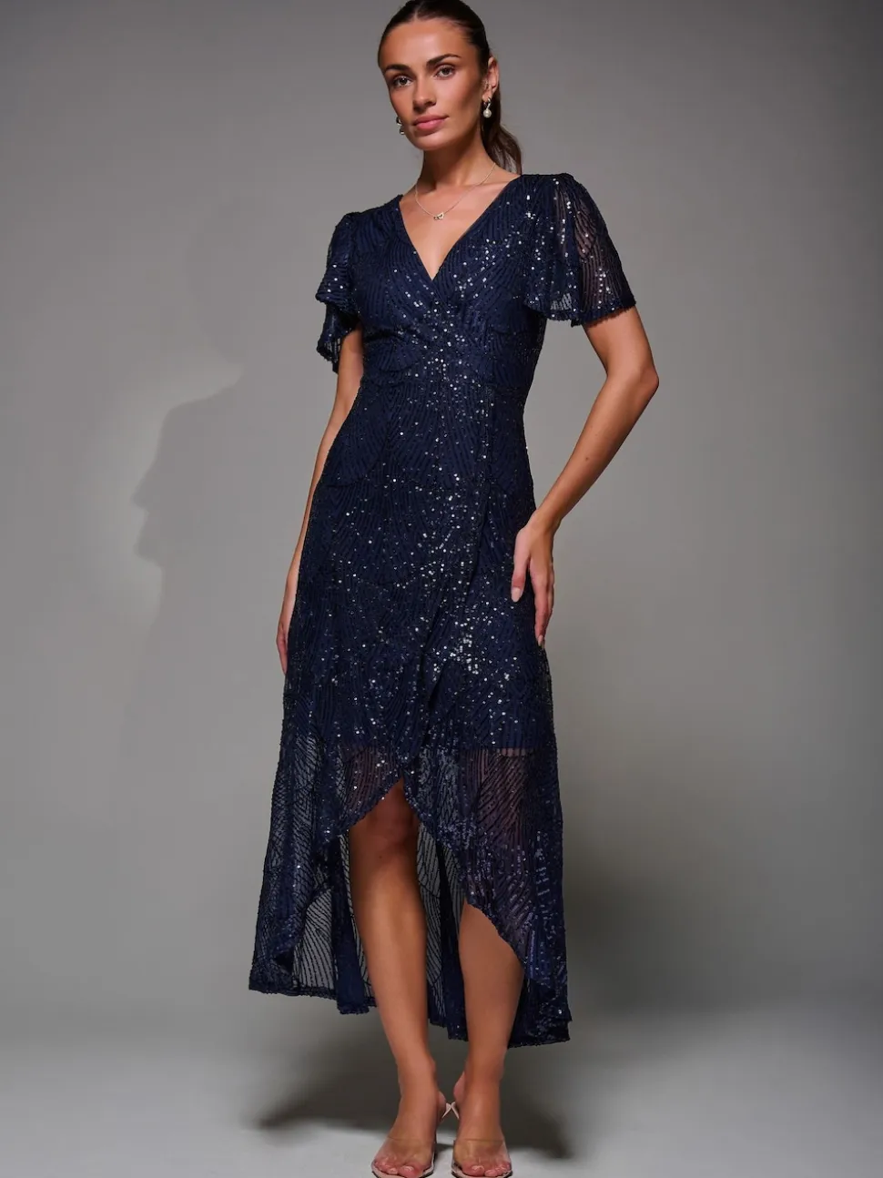 Bleu - Robe longue Jolie Moi à manches ange à sequins et ourlet à volants