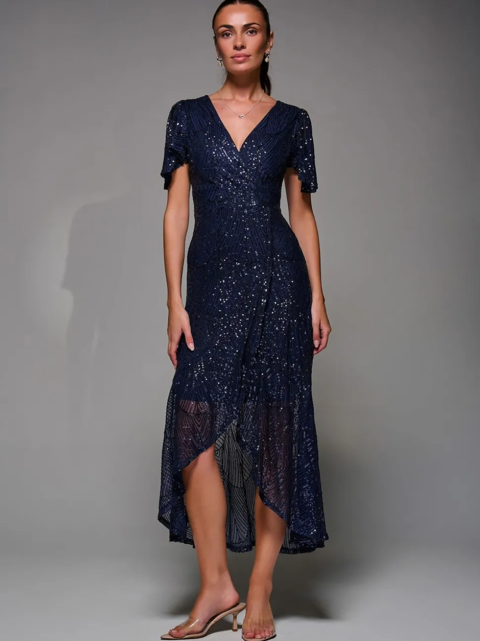 Bleu - Robe longue Jolie Moi à manches ange à sequins et ourlet à volants