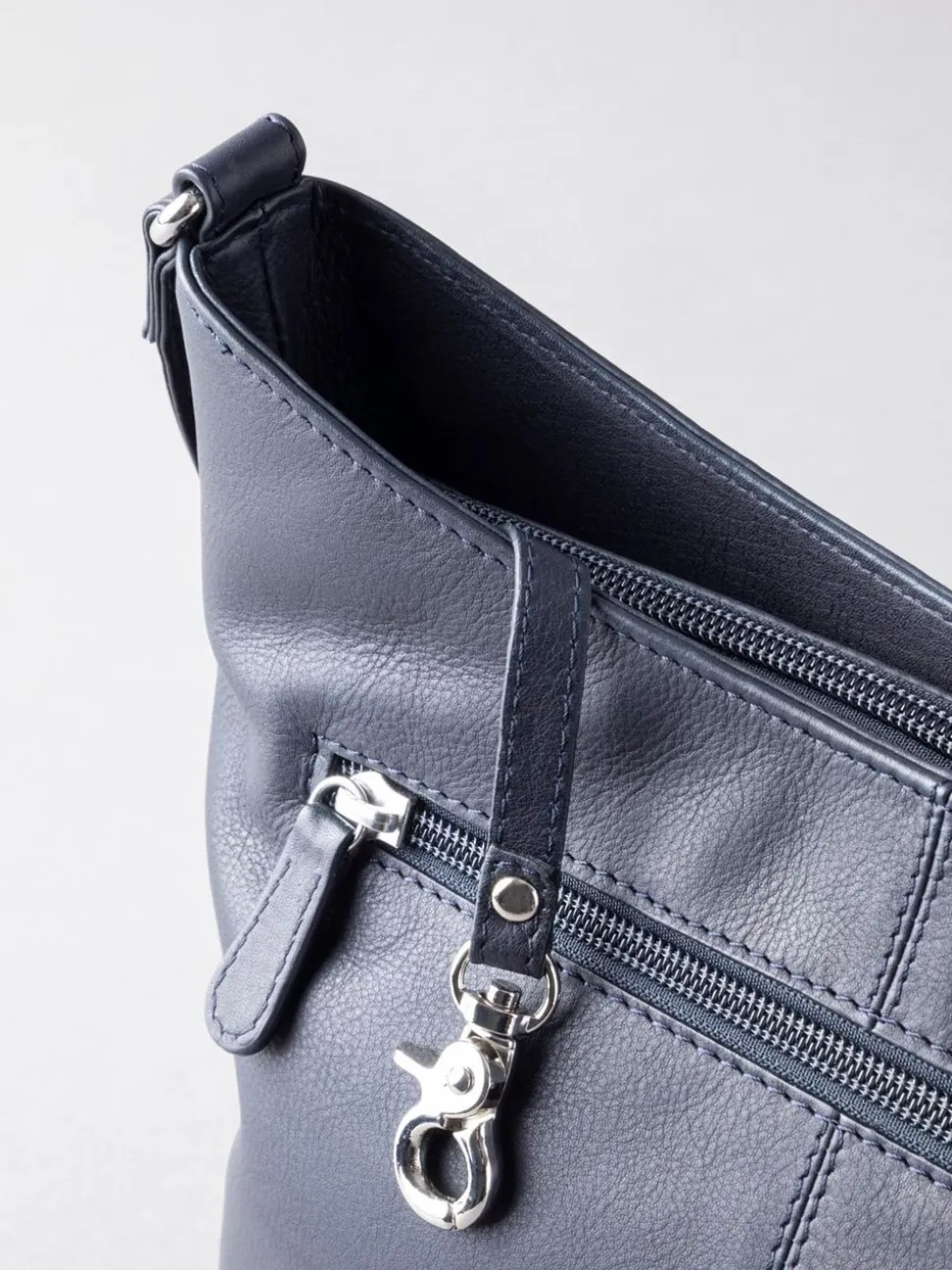 Bleu - Sac à bandoulière Lakeland Leather Grasmere