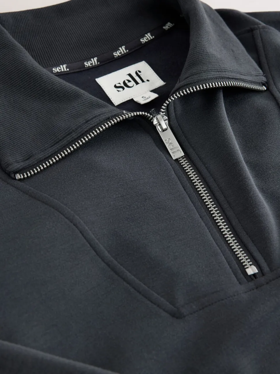 Bleu - soi-même. Sweat-shirt en modal à demi-zippé