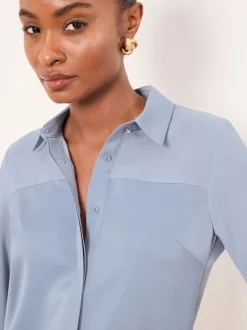 Bleu clair - Lipsy chemise en satin à manches longues en mousseline