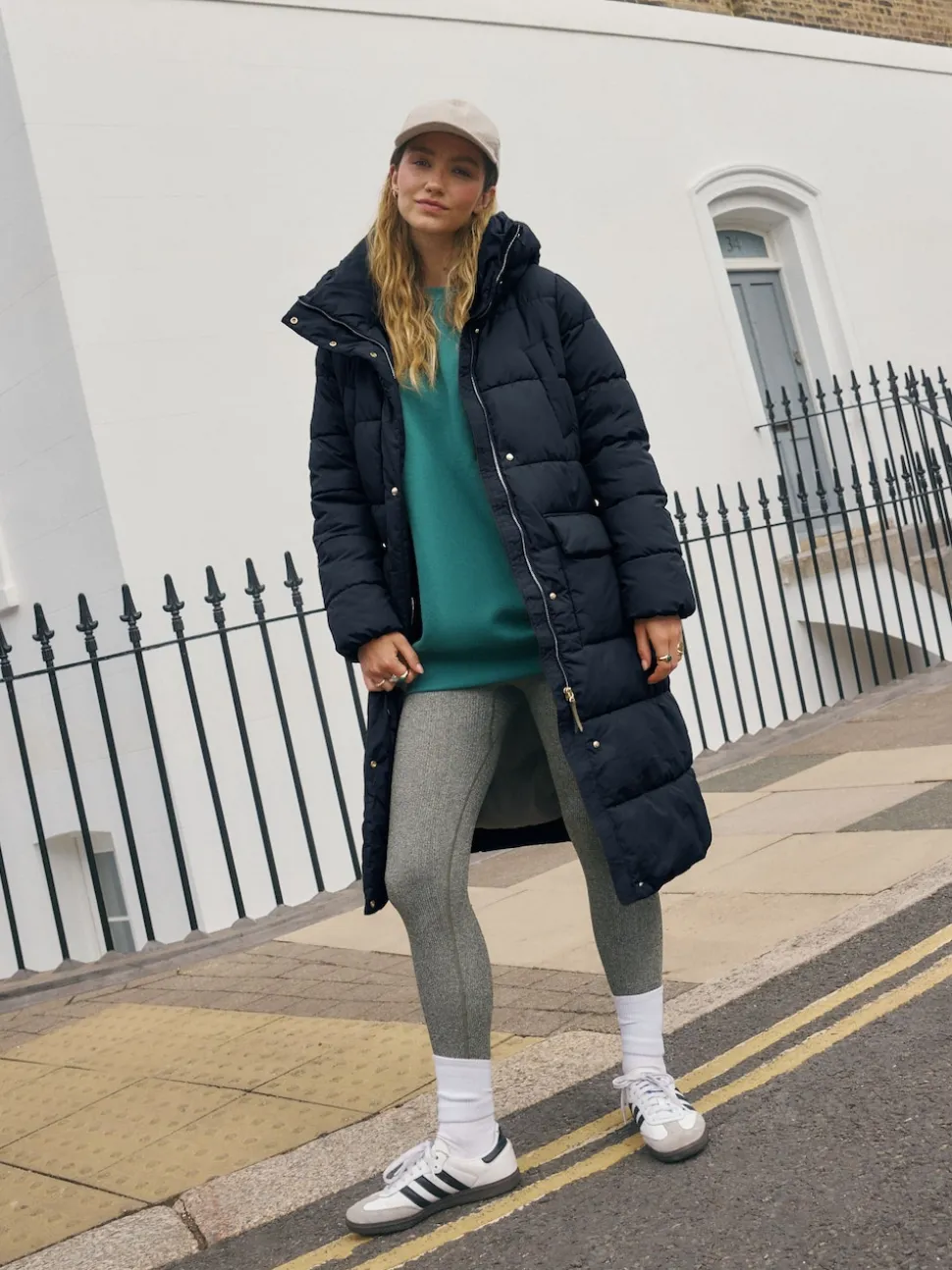 Bleu marine - Manteau long matelassé à capuche résistant à la douche