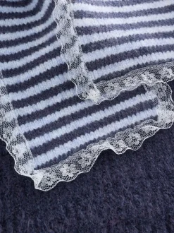 Bleu marine rayé - Pull en maille à bordure en dentelle avec écharpe