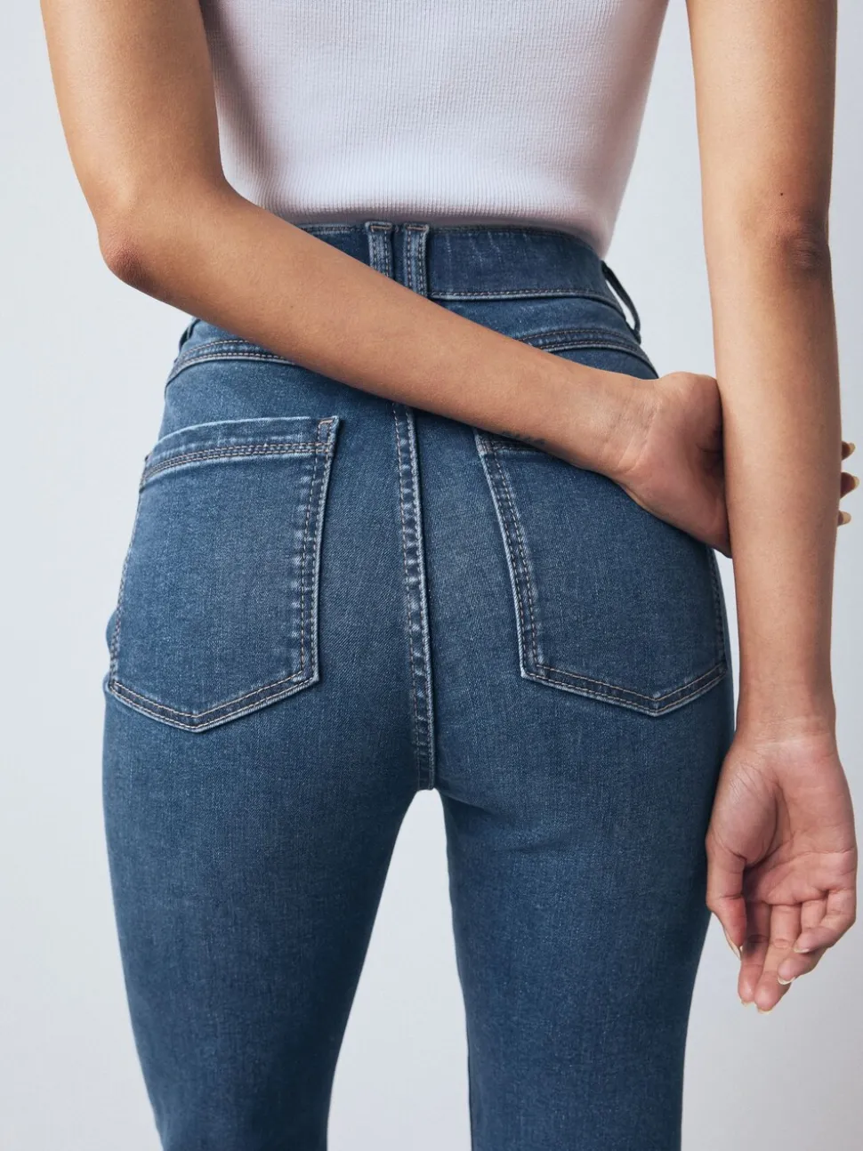 Bleu moyen - Jean évasé à enfiler Flexi Fit à taille haute