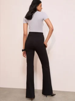 Bordure noire. - Pantalon évasé Friends Like These Sculpting extensible