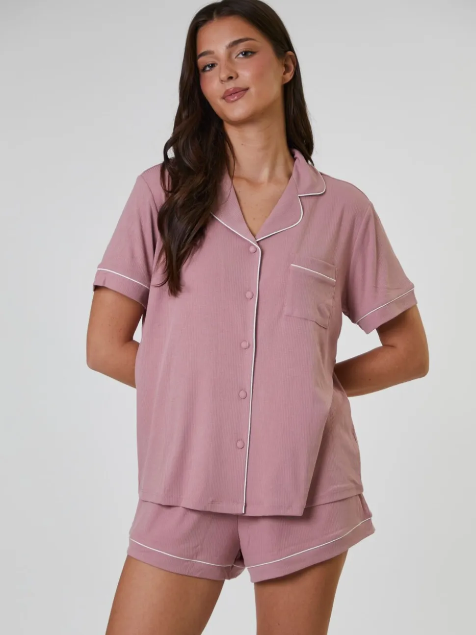 Bordure rose/blanc poudré - Loungeable pyjama côtelé doux à manches courtes boutonné