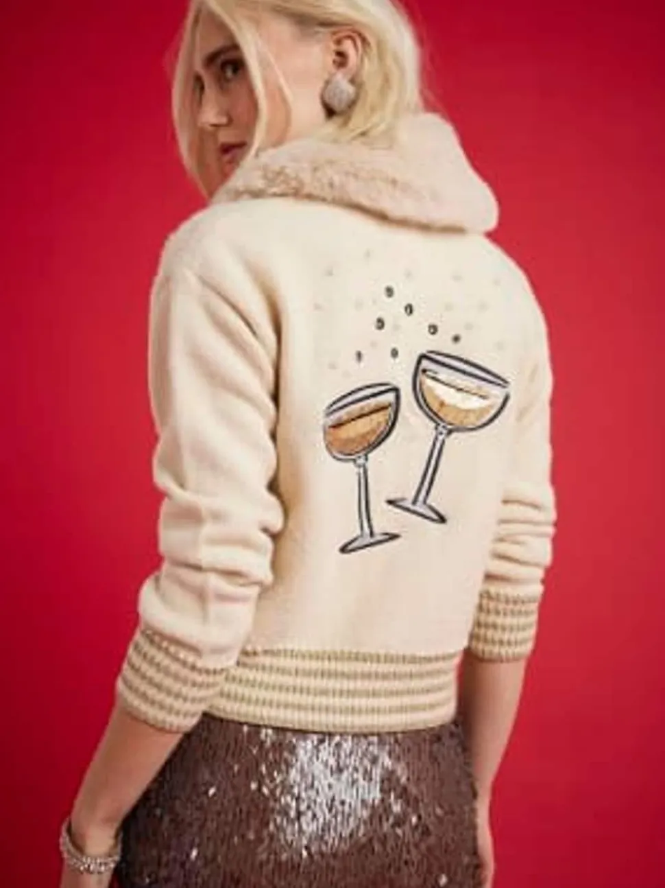 Cardigan River Island Nephthys Collab Champagne à col en fausse fourrure