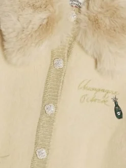 Cardigan River Island Nephthys Collab Champagne à col en fausse fourrure