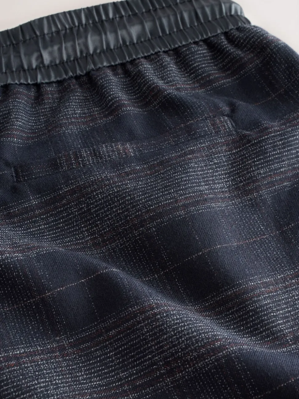 Carreaux bleu marine - Pantalon ample taille en satin