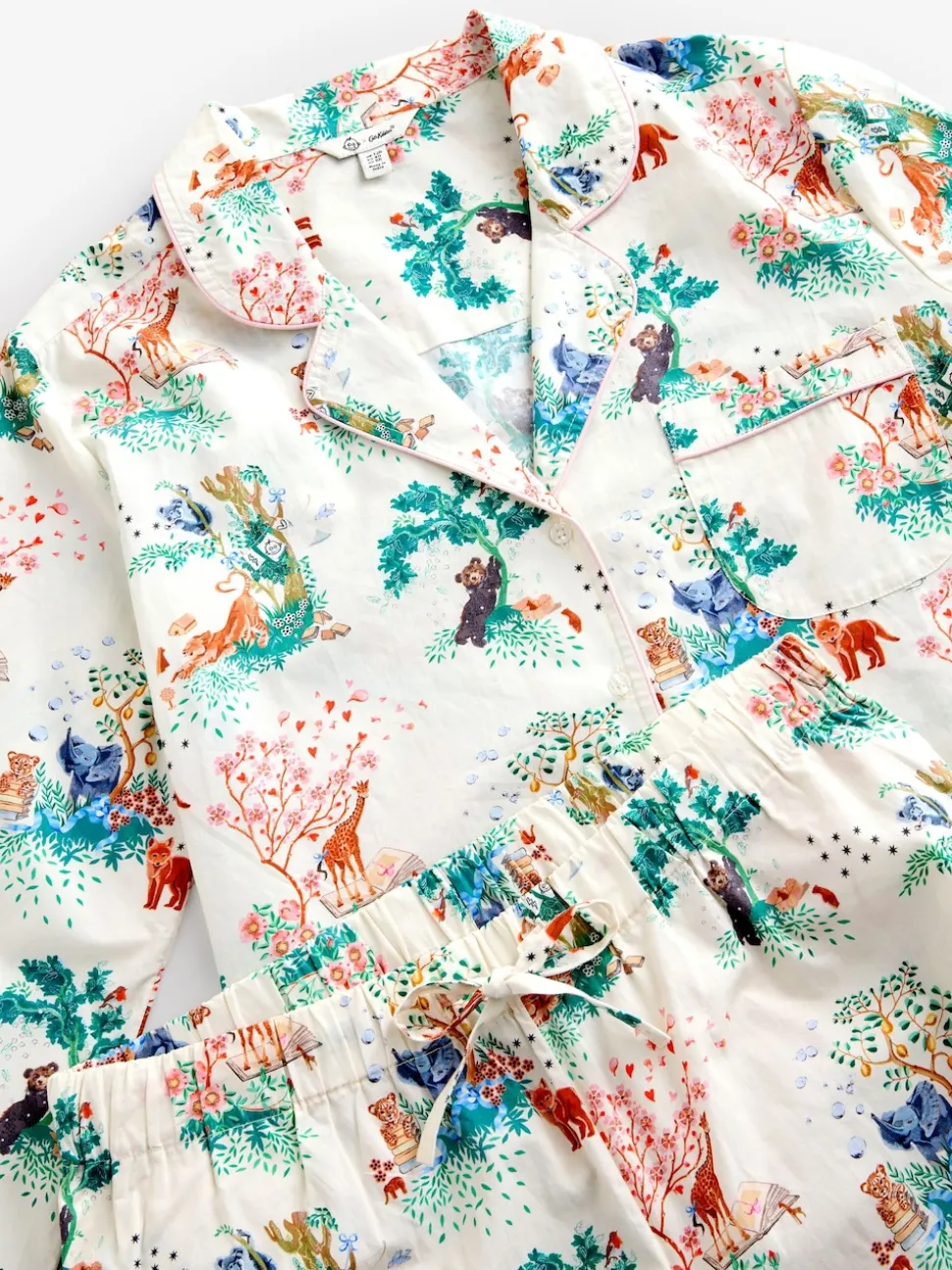Cath Kidston pyjama Great Ormond Street Hospital boutonné