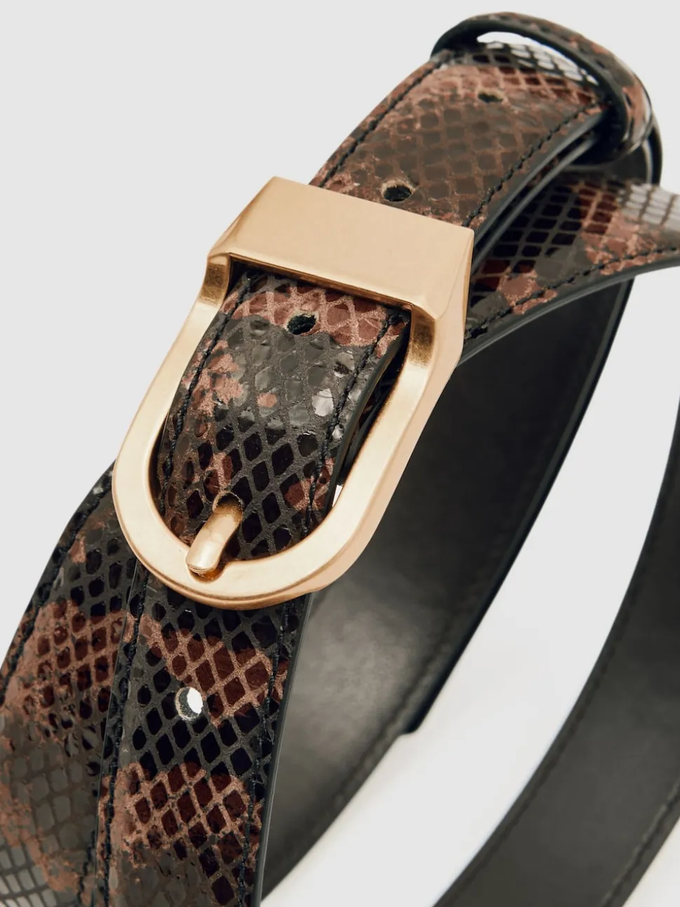 Ceinture en cuir à boucle incurvée Reiss Hazel