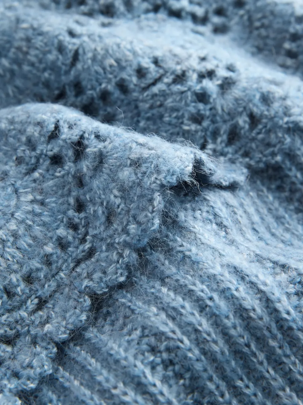 Chambray bleu - Pull en maille côtelée avec col marin au crochet