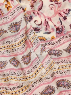 Écharpe légère FatFace à Motif paisley Fleuri