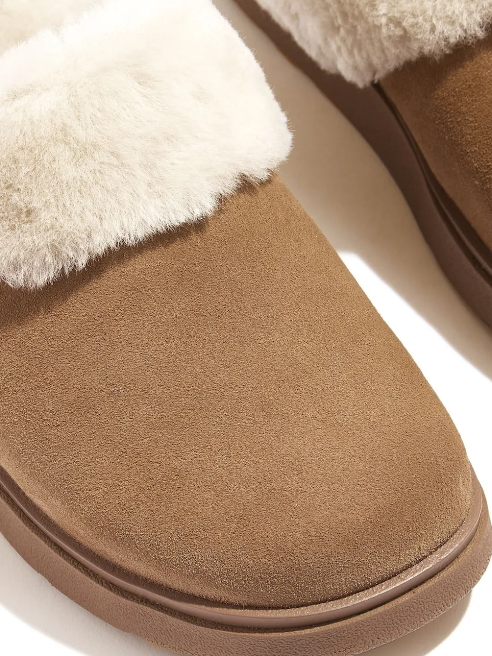 Chaussons FitFlop Gen-FF en daim à col en peau de mouton