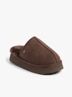 Chaussons Just Sheepskin Mabel en peau de mouton à plateforme marron pour femme