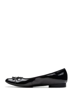 Chaussures Clarks en cuir verni Loreleigh Ballerina