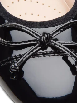 Chaussures Clarks en cuir verni Loreleigh Ballerina
