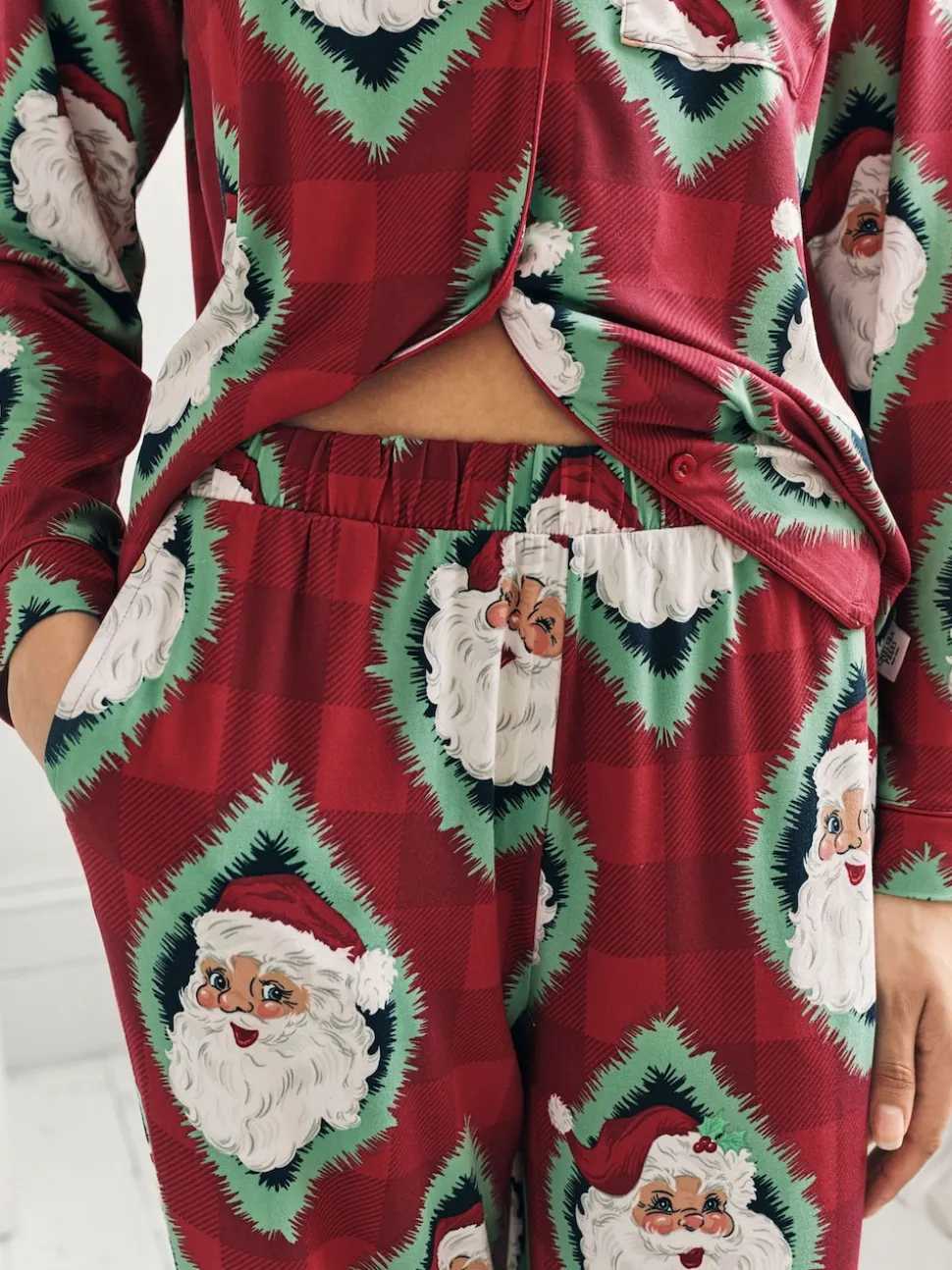 Chelsea Peers pyjama long imprimé Père Noël Jolly Santa