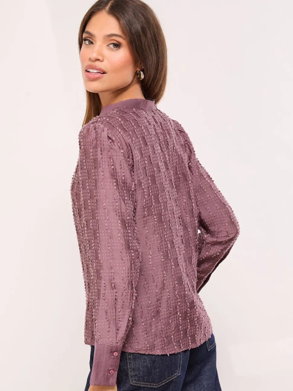 Chemise Lipsy boutonnée à détail en tissu dévoré