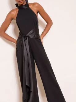 Combinaison Lipsy drapée en satin à col licou