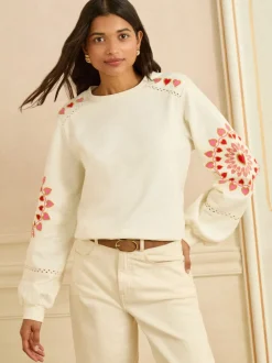 Crème Cœur Ric Rac - Love & Roses Sweat brodé