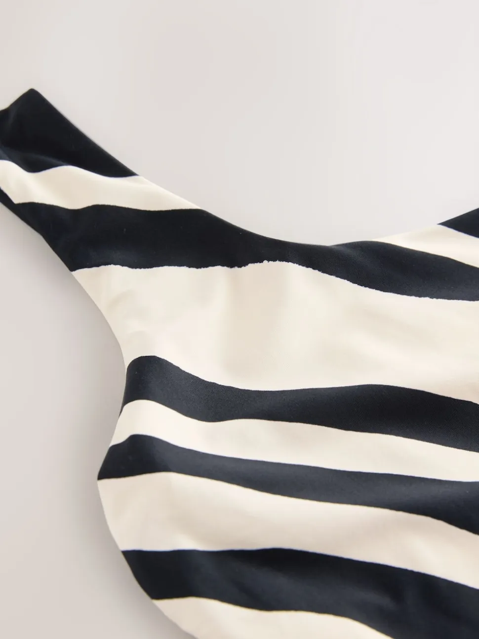 Crème/noir à rayures - Maillot de bain dos nu à une épaule