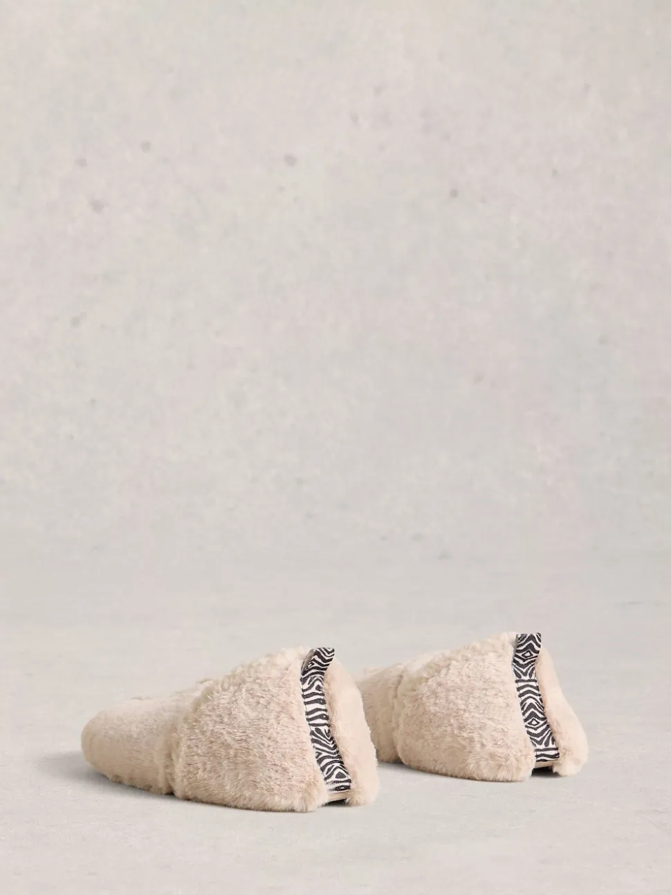 Écru - Chaussons White Stuff Reya fermés