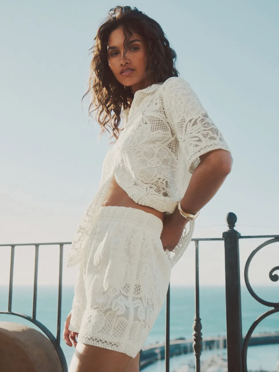 écru - Shorts ceinturés au crochet