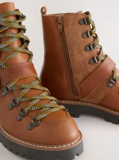 Cuir marron fauve - Bottes à lacets Forever Comfort® à boucle