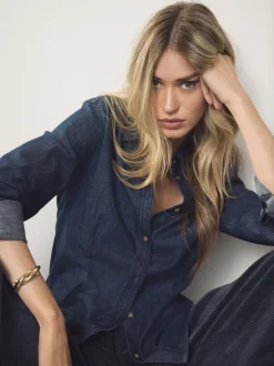 Délavage bleu - Chemise en denim ajustée à manches longues à taille cintrée