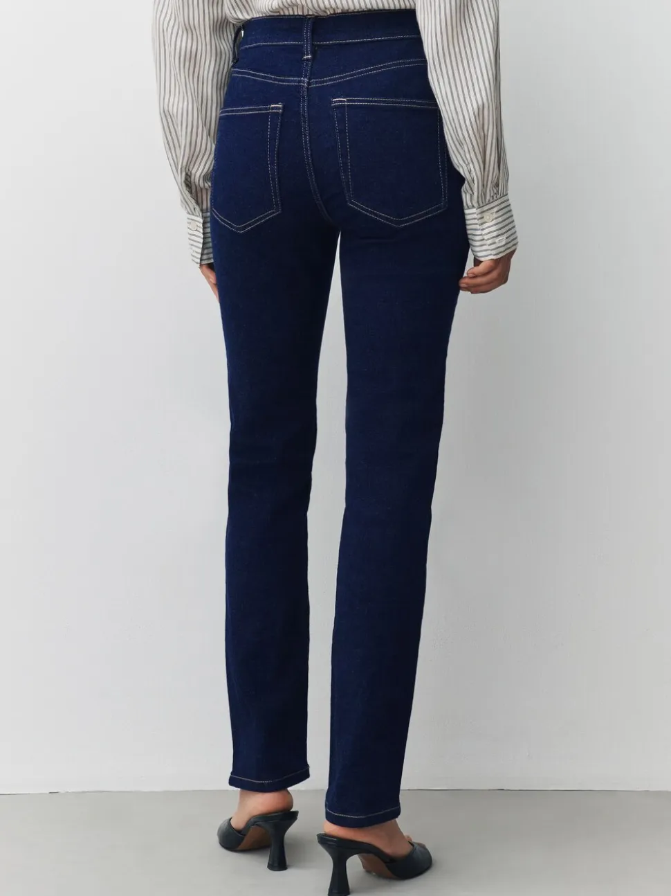 Délavage bleu - Jean extensible ajusté taille milieu