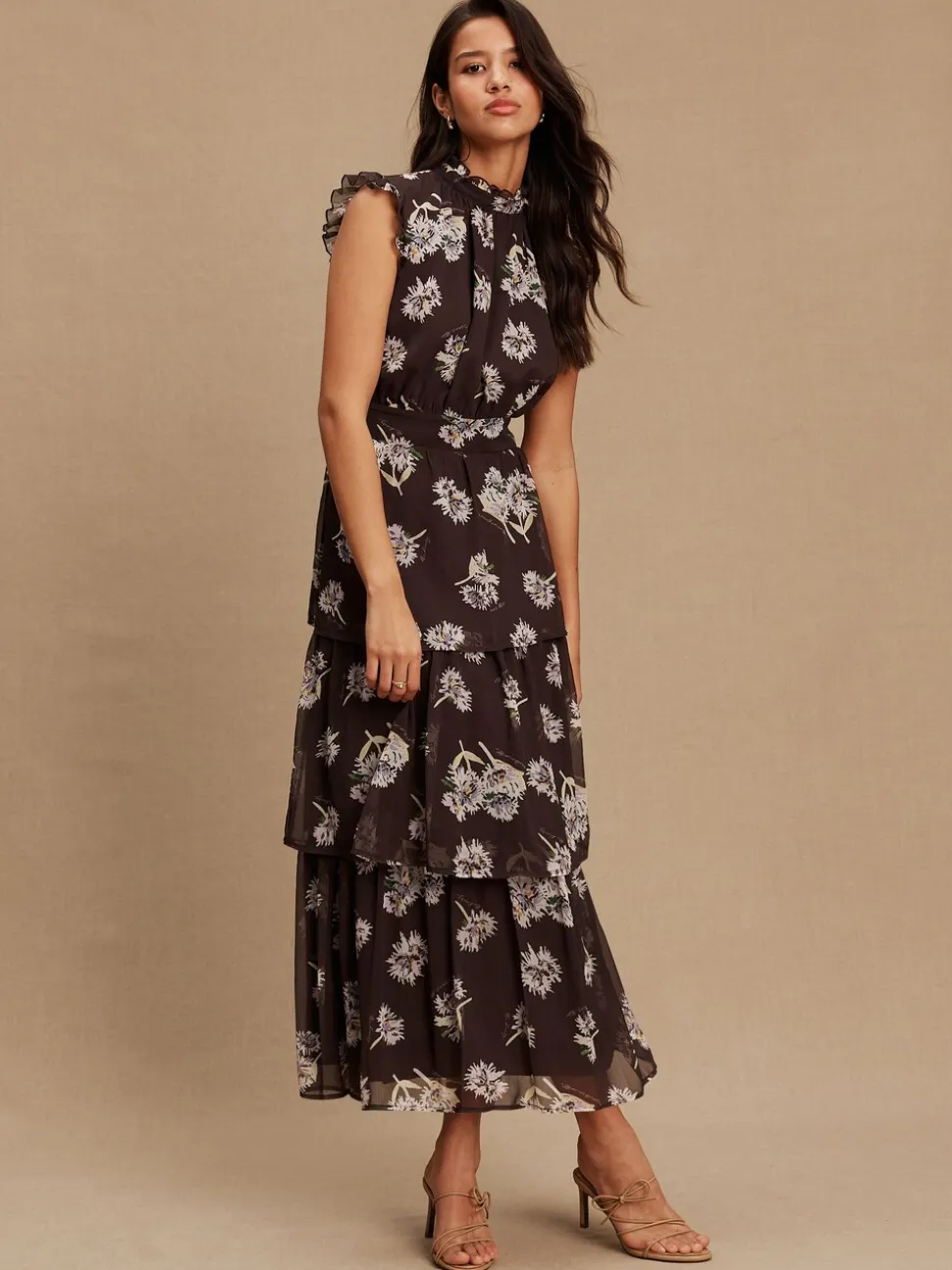 Floral brun - Robe longue imprimée à col haut et à volants